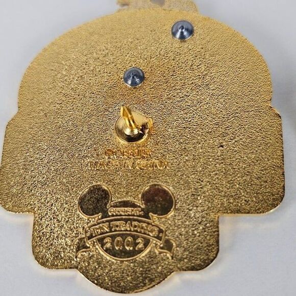 Disney Pin Ferdinand Bull Taurus Signs of the Zodiac 2002 12306 May Flowers Vtg - Picture 6 of 6